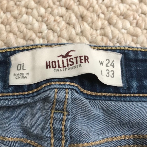 Hollister Medium Washed Skinny Jeans - Picture 2 of 4
